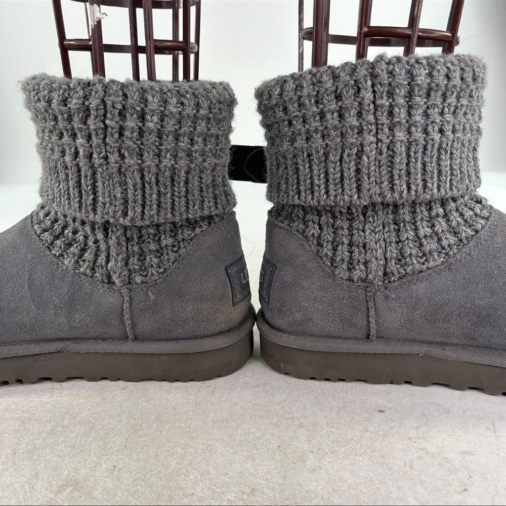 Uggs - Picture 8 of 11